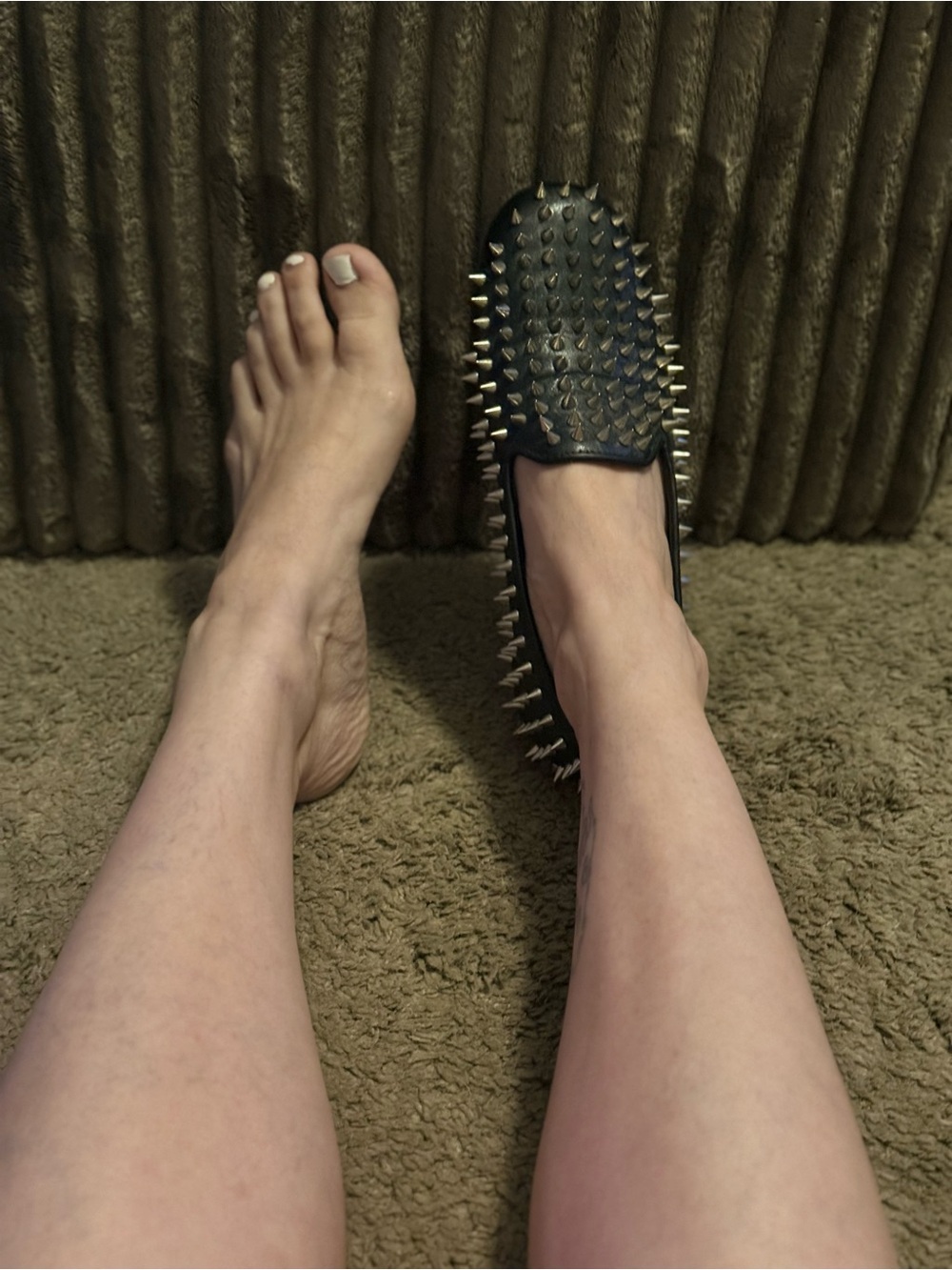 UNIF hellraiser flats size 9 PRE-STRETCHED TO PERFECTION - Picture 2 of 4